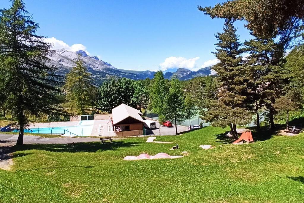 Appartement Duplex Au Pied Des Pistes Le Devoluy Bagian luar foto